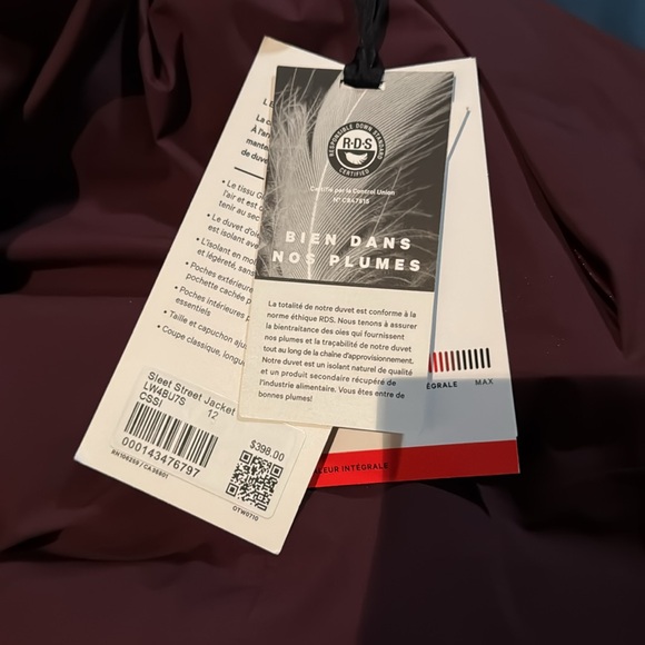 Lululemon Sleet Street Jacket (Burgundy) - Picture 2 of 6